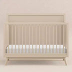 Lit de bébé convertible 4-en-1 Palma Mid-Century