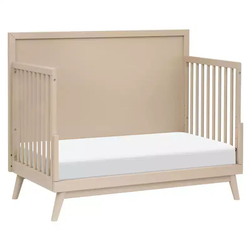 Lit de bébé convertible 4-en-1 Palma Mid-Century