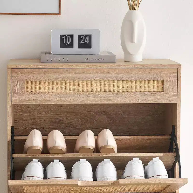 Meuble à chaussures en rotin de style rustique - Étagère à chaussures étroite à 3 niveaux avec 3 tiroirs et étagères réglables