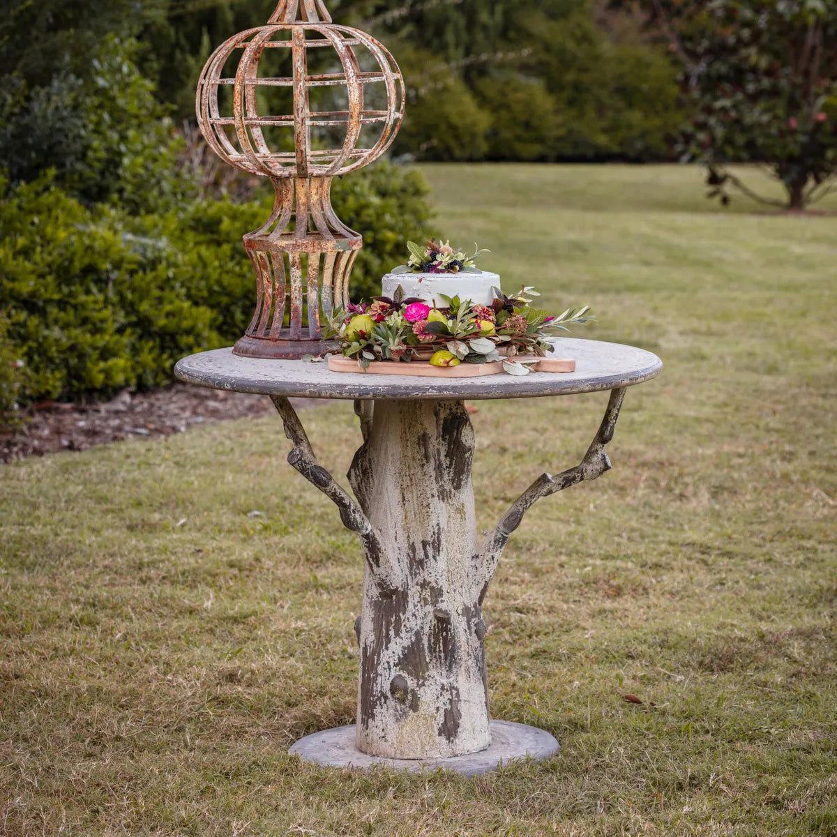Table tronc d'arbre en faux bois