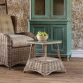 Table en rotin rustique