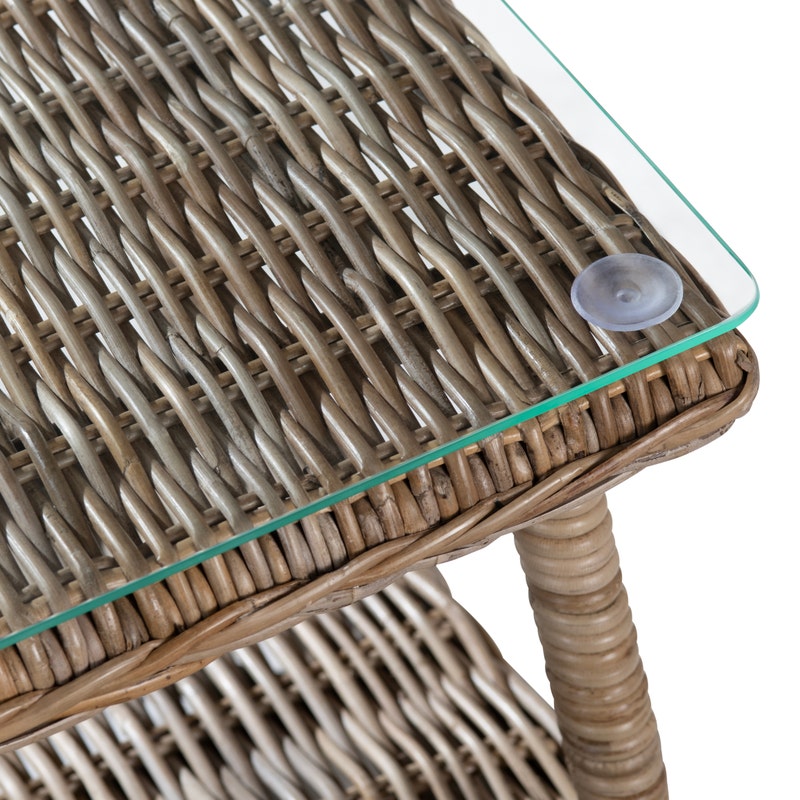 Table en rotin rustique